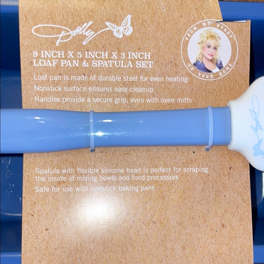 Dolly Parton limited edition Baking Pan and Spatula Set - Picture 11 of 16
